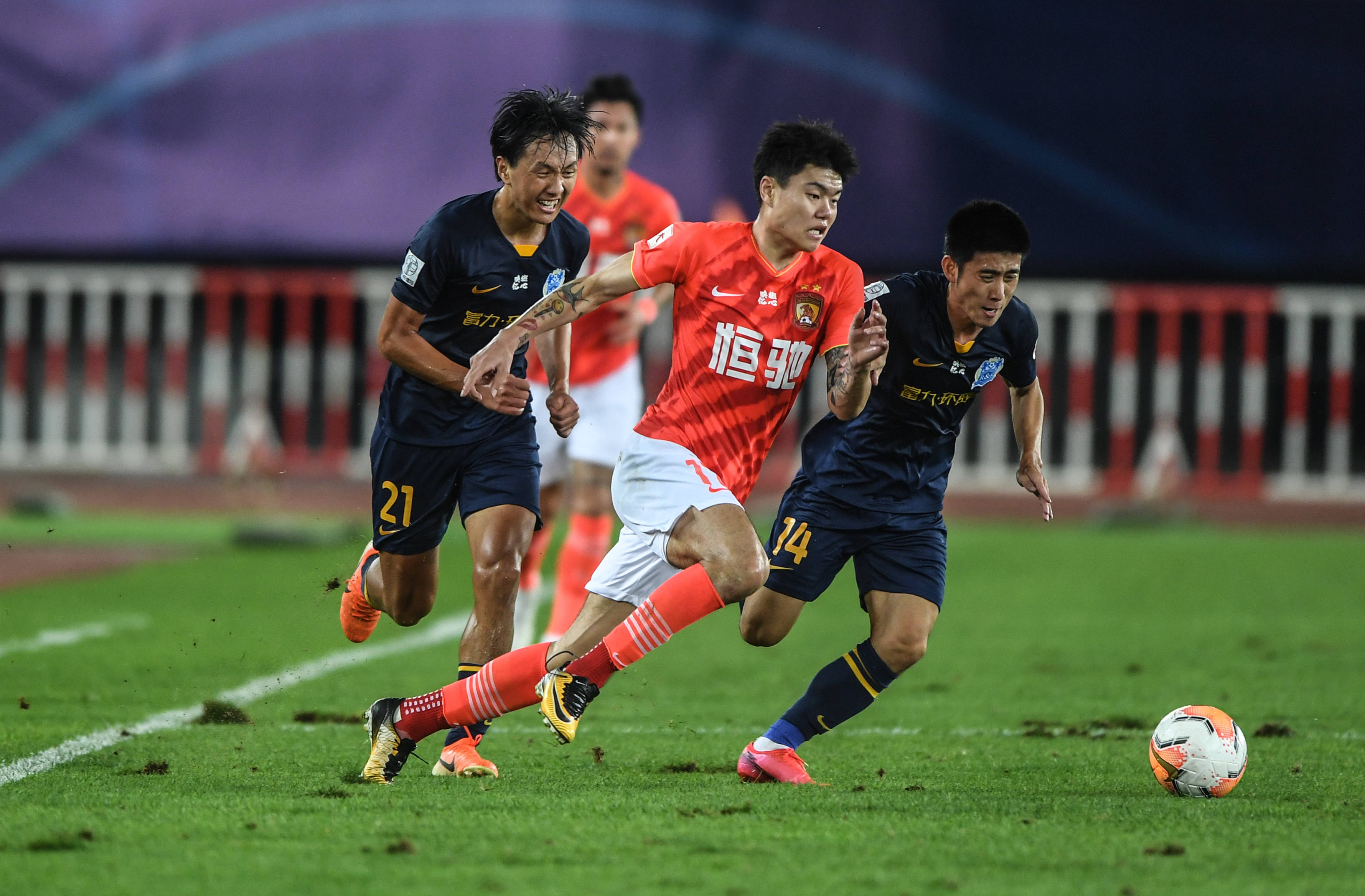 年美加墨世界杯亚洲区预选赛 中国vs澳大利亚 人大名单.