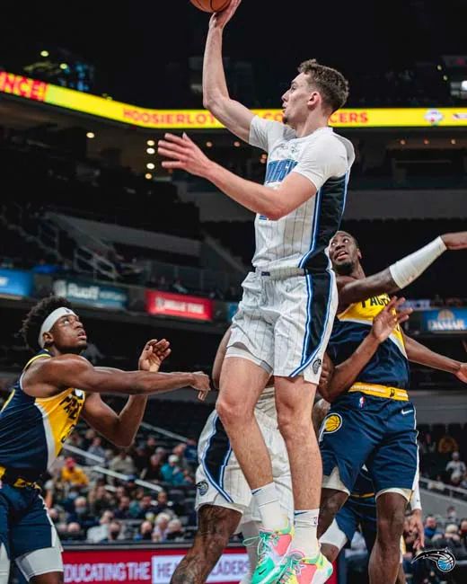 则更注重短 则更注重短