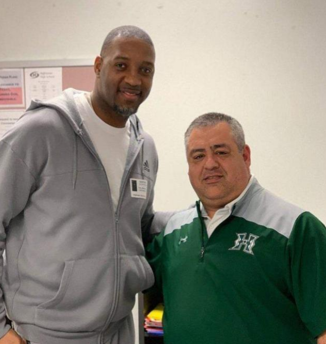 以精准引援 以精准引援